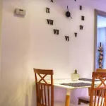 El Vinilo. Aparcamiento Exterior Gratuito *