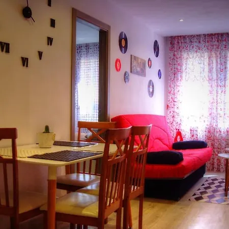 El Vinilo. Aparcamiento Exterior Gratuito Apartment Teruel