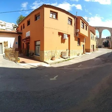 El Vinilo. Aparcamiento Exterior Gratuito Teruel