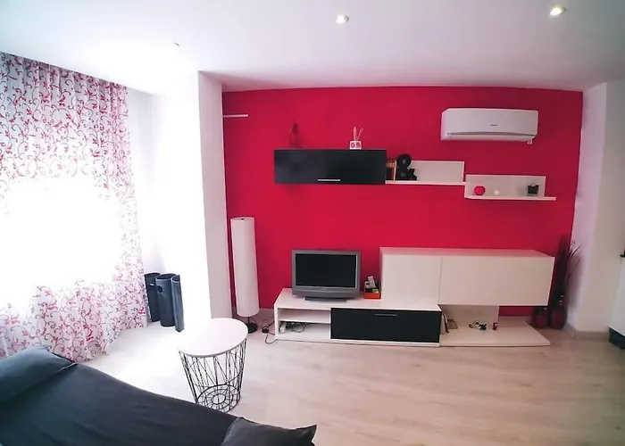 El Vinilo. Aparcamiento Exterior Gratuito *