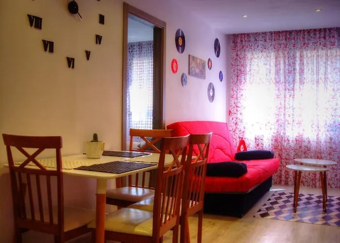 El Vinilo. Aparcamiento Exterior Gratuito Lägenhet Teruel