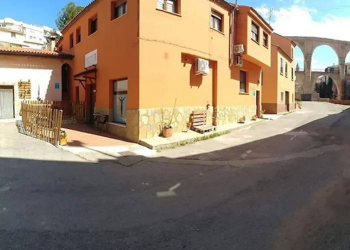 El Vinilo. Aparcamiento Exterior Gratuito Teruel